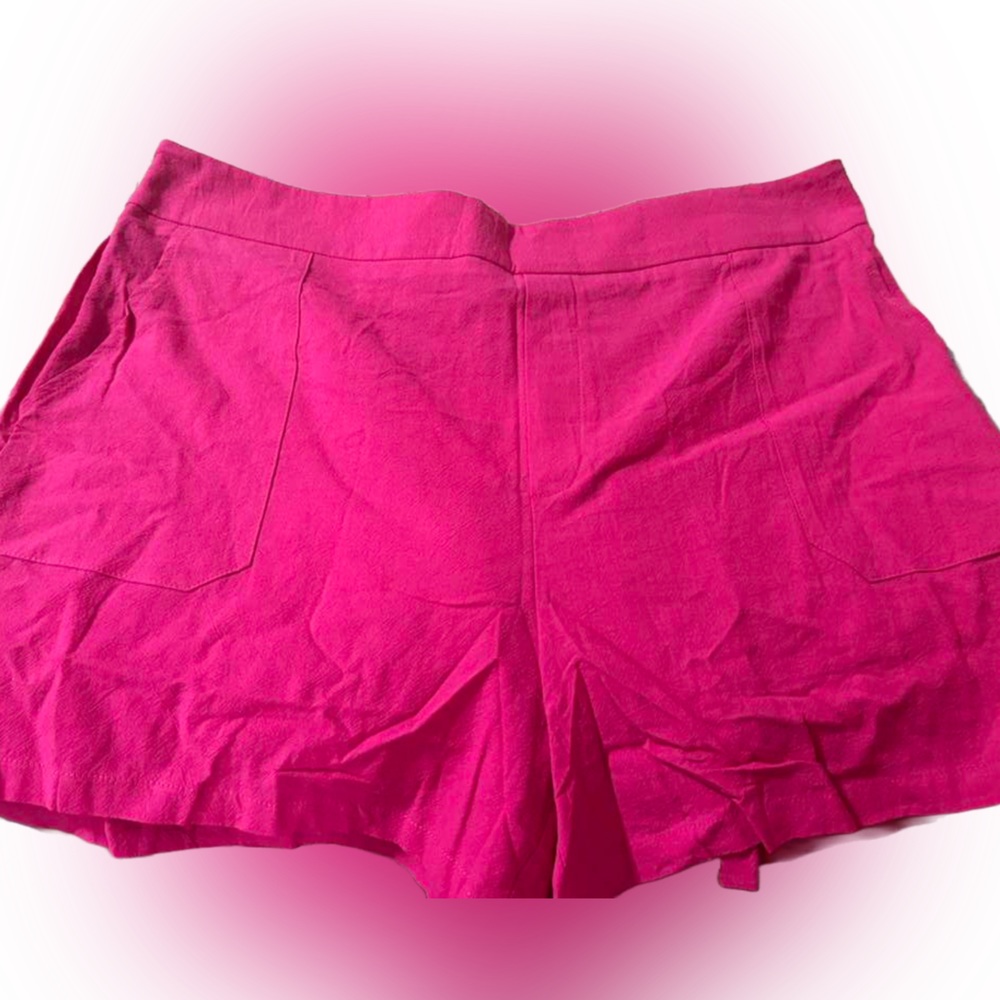💕 PLUS Hot Pink Shorts 💕 - Picture 4 of 6
